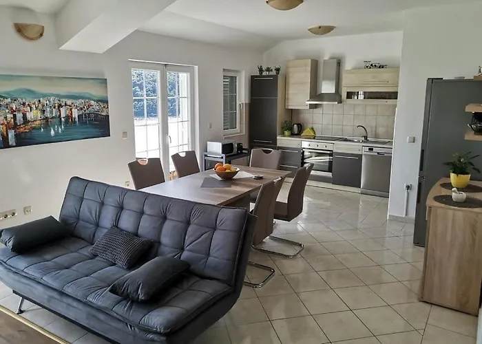 Apartman With Parking Space Kampor, Rab - 24838 Rab Town